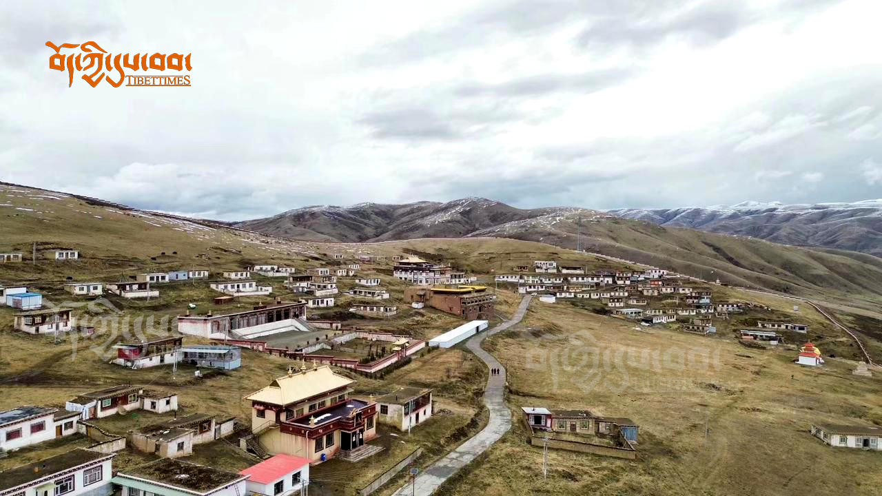 Het Serta Sera klooster (Sera Thekchen Chokhor Ling) in Lhasa