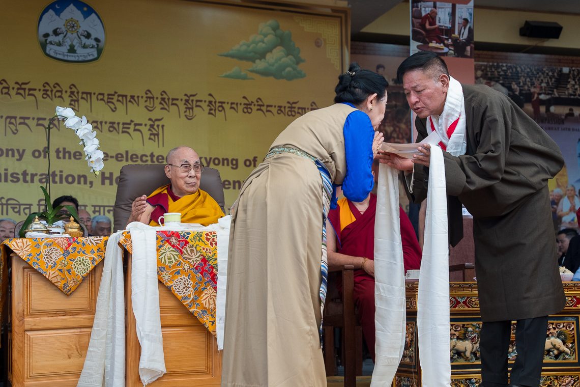Beelden van de inauguratieceremonie in Dharamsala